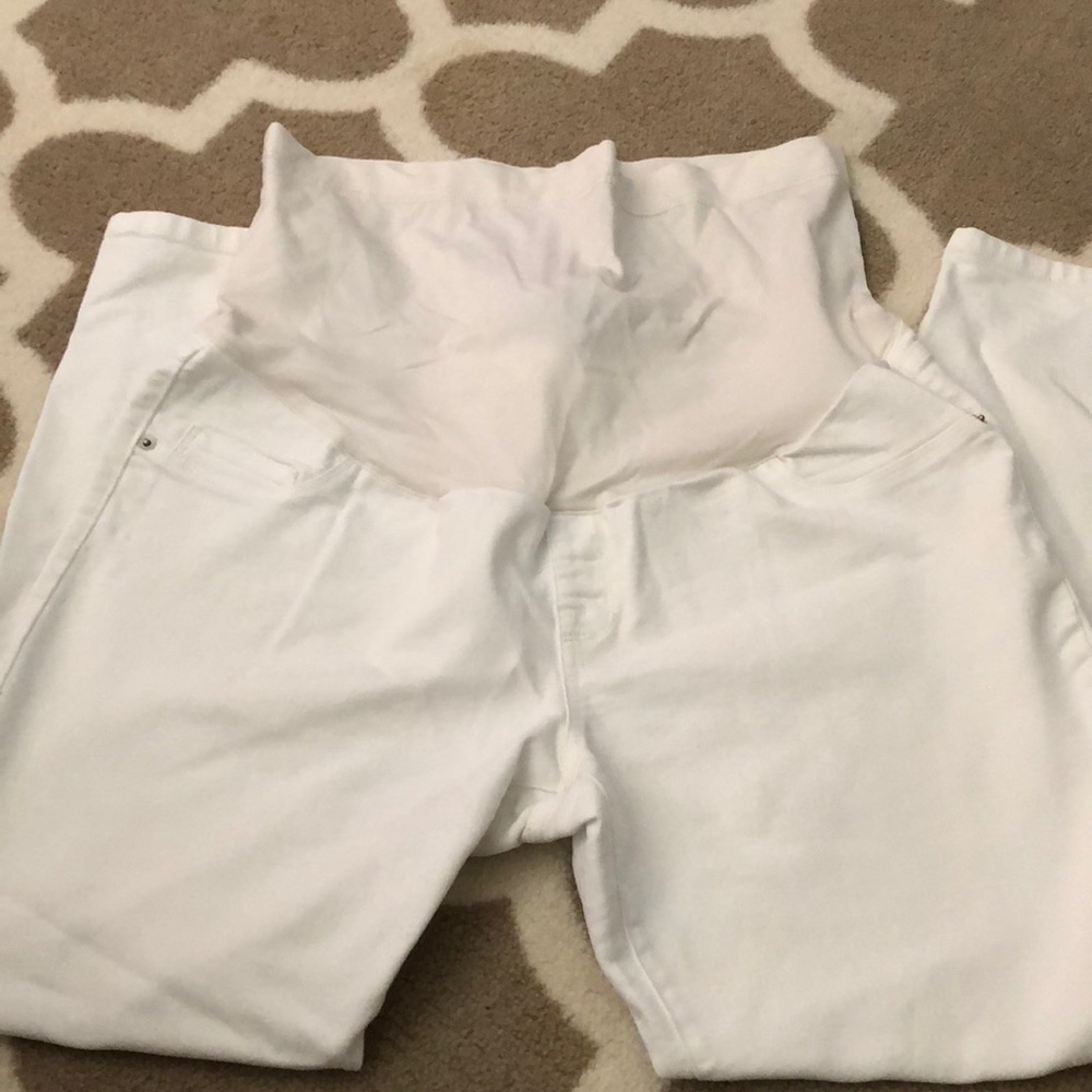Liz Lange maternity white skinny jeans
